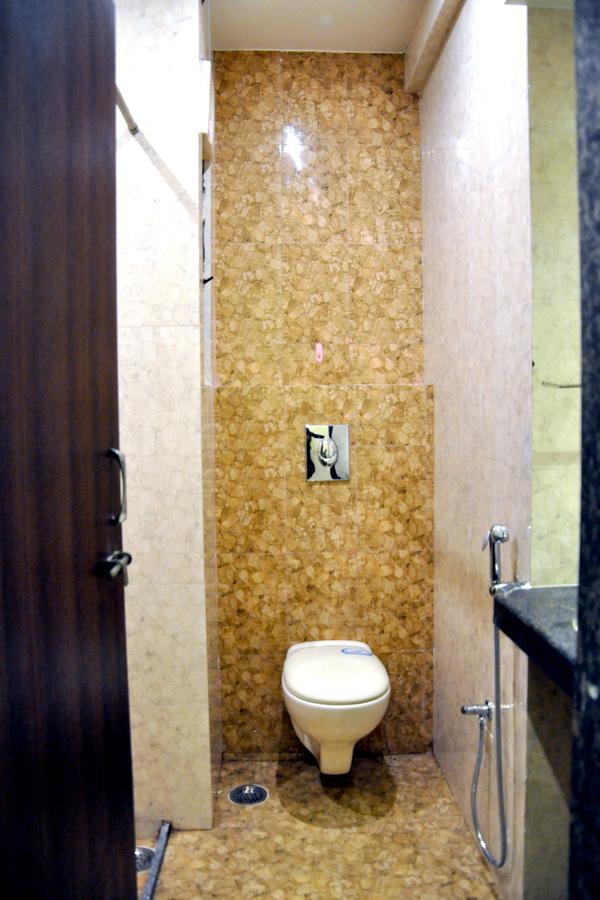 Hotel Gulmohar Pride Ahmednagar Eksteriør bilde