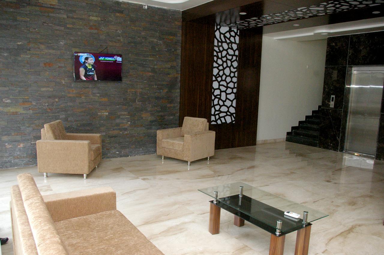 Hotel Gulmohar Pride Ahmednagar Eksteriør bilde