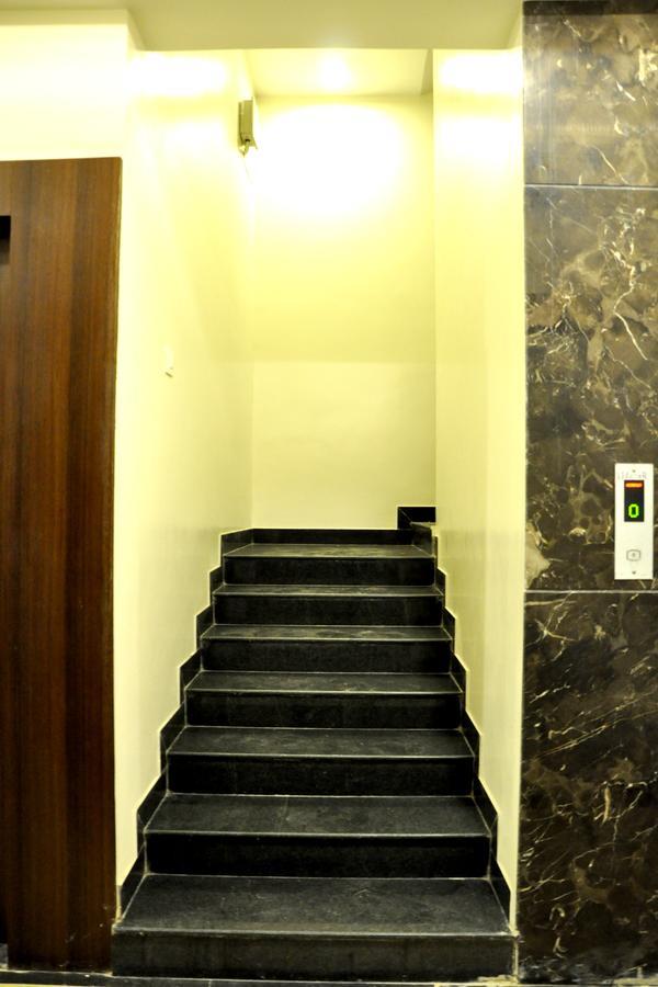 Hotel Gulmohar Pride Ahmednagar Eksteriør bilde