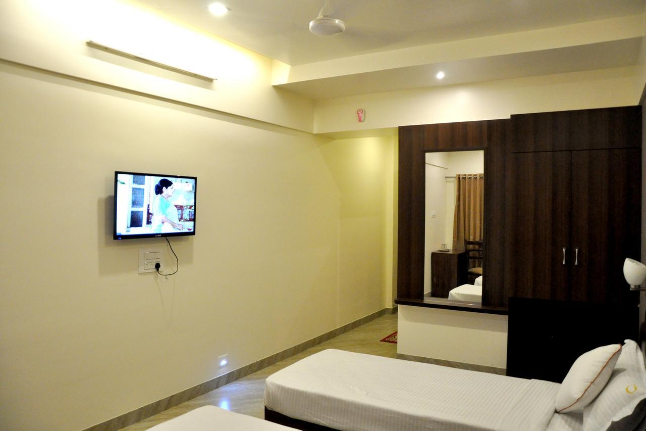 Hotel Gulmohar Pride Ahmednagar Eksteriør bilde